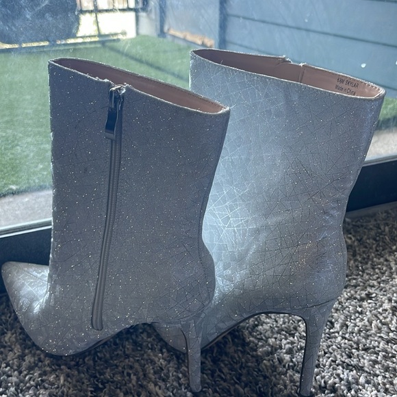 High heel boots - Picture 3 of 4